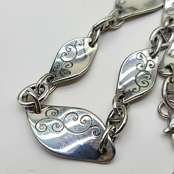 Retired Brighton "TWIRL" Swirled Links Necklace! Swirls & Lines Etched Details! - Picture 5 of 10